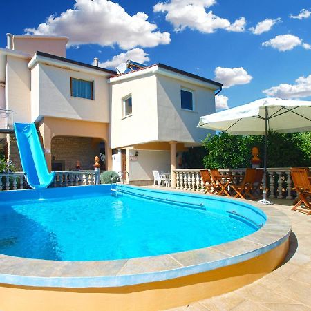Apartments Vrcevan 811 Medulin Luaran gambar
