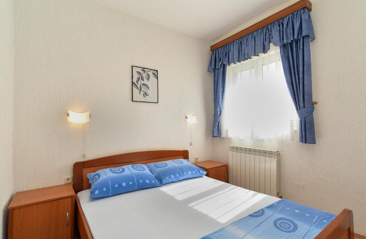 Apartments Vrcevan 811 Medulin Luaran gambar