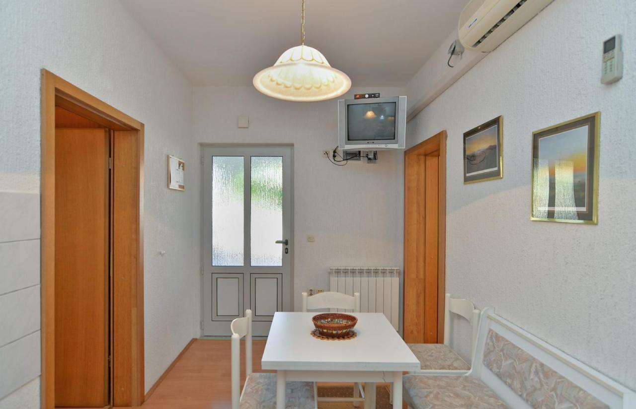 Apartments Vrcevan 811 Medulin Luaran gambar