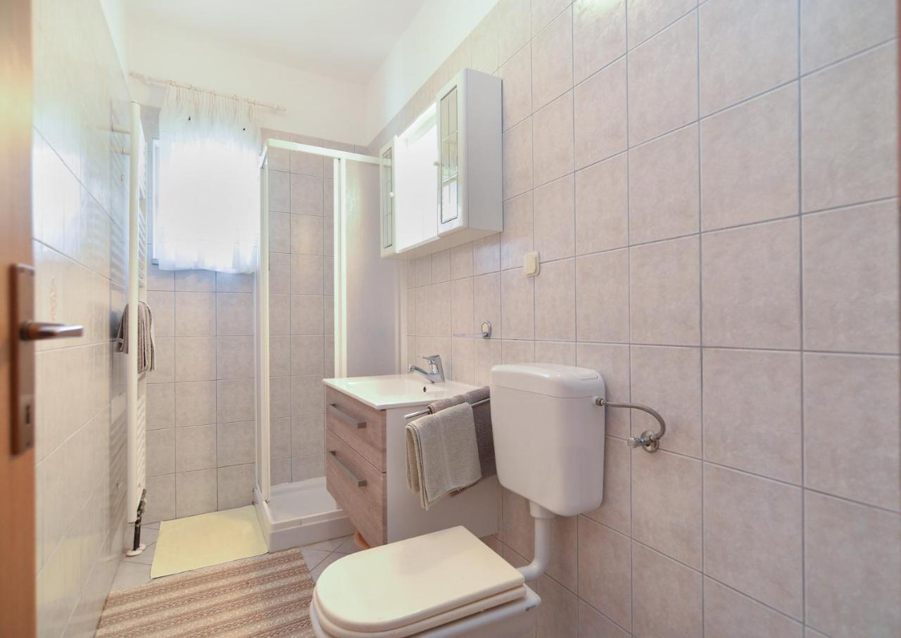 Apartments Vrcevan 811 Medulin Luaran gambar